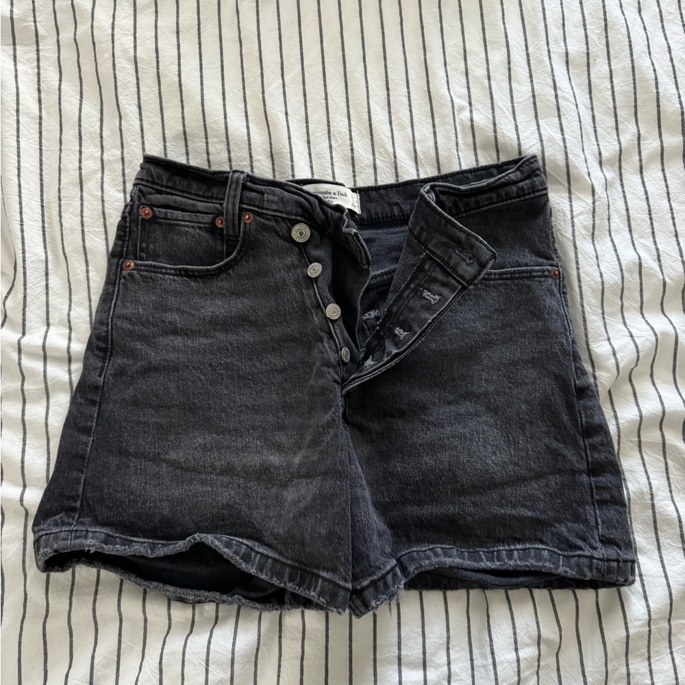Abercrombie & fitch - High rise dad shorts